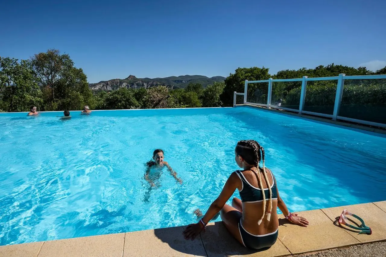 Charmant Camping Familiale 3 Etoiles Vue 360 Plage Piscine A Debordement Empl Xxl Labeaume 0*,  Frankrijk
