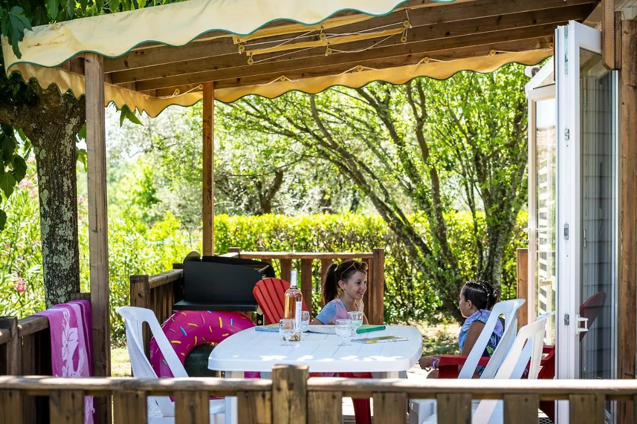 Charmant Camping Familiale 3 Etoiles Vue 360 Plage Piscine A Debordement Empl Xxl Labeaume