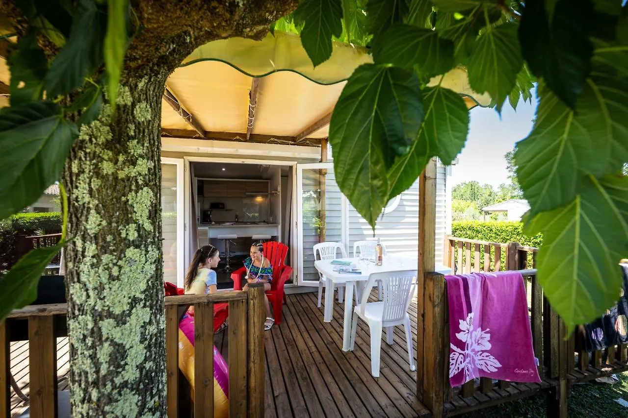Charmant Camping Familiale 3 Etoiles Vue 360 Plage Piscine A Debordement Empl Xxl Labeaume