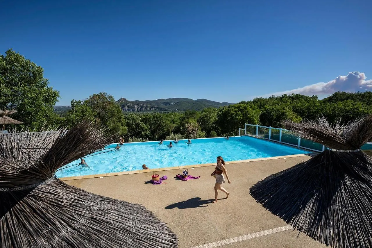 Charmant Camping Familiale 3 Etoiles Vue 360 Plage Piscine A Debordement Empl Xxl Labeaume 0*,