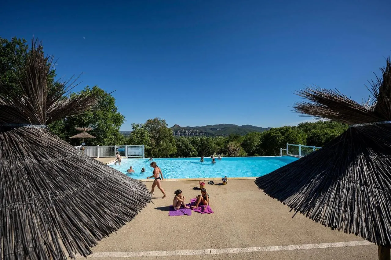 Charmant Camping Familiale 3 Etoiles Vue 360 Plage Piscine A Debordement Empl Xxl 拉博姆 营地